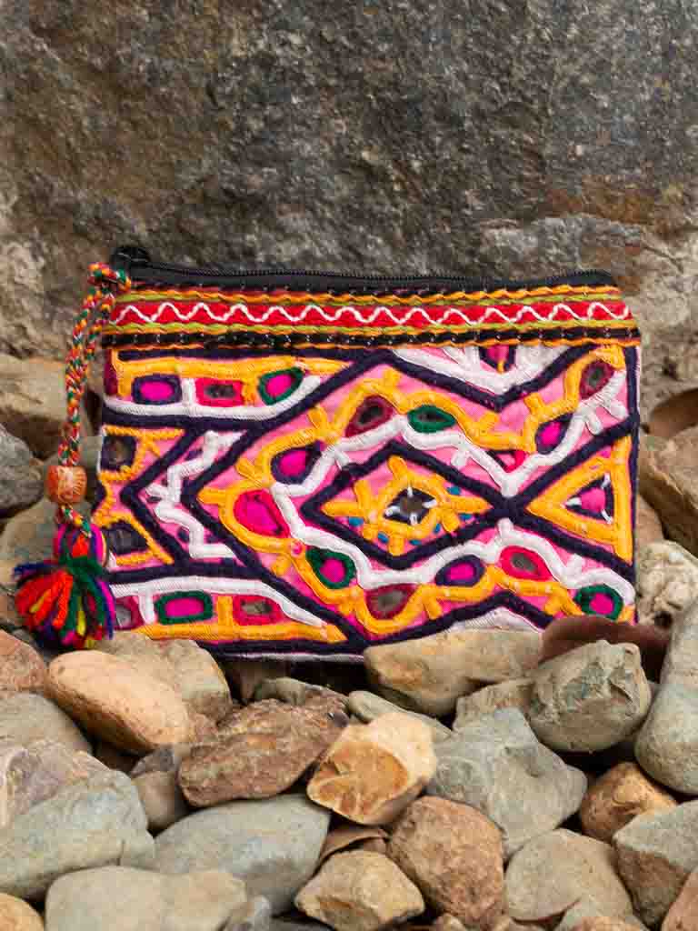 Banjara best sale clutch bag