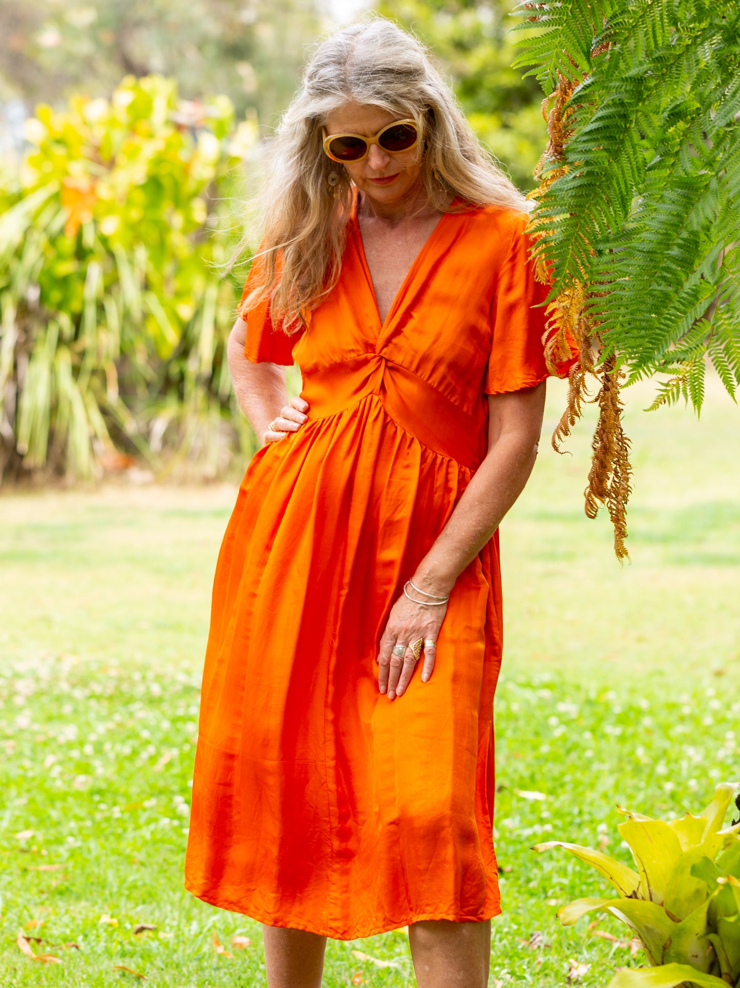 otomo_lifestyle Dress in orange silk satin
