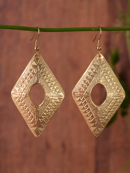 Shemara diamond shaped gold stamped earrings